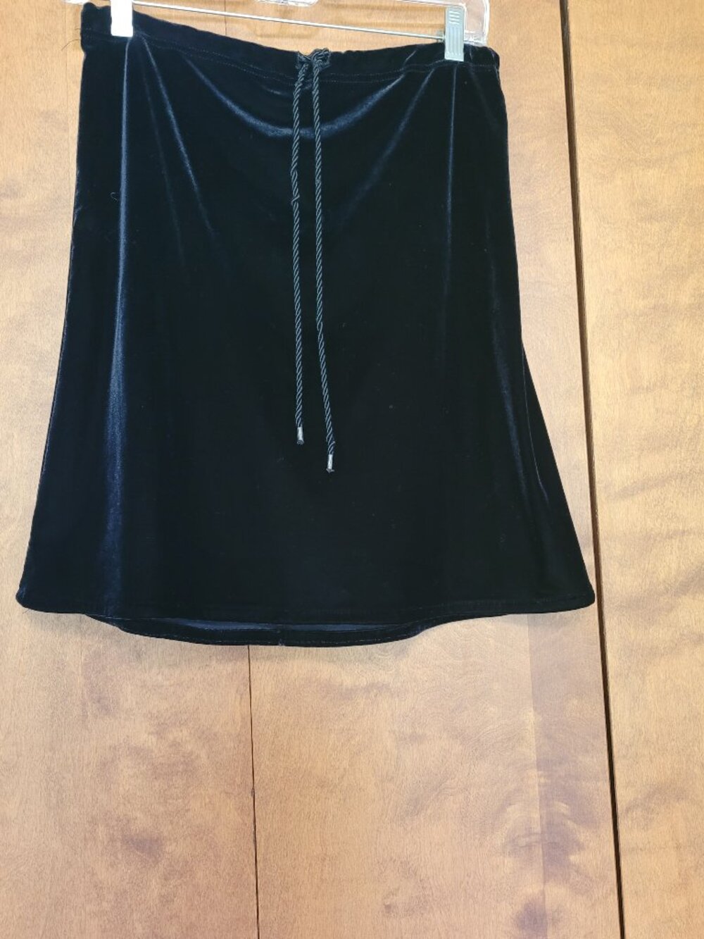 Moda International stretch black velour mini skirt, medium